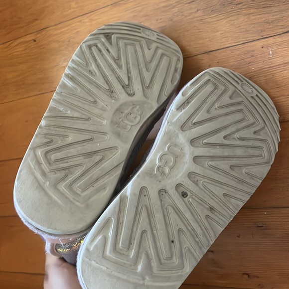 Girls sequin ugg boots - Picture 5 of 5